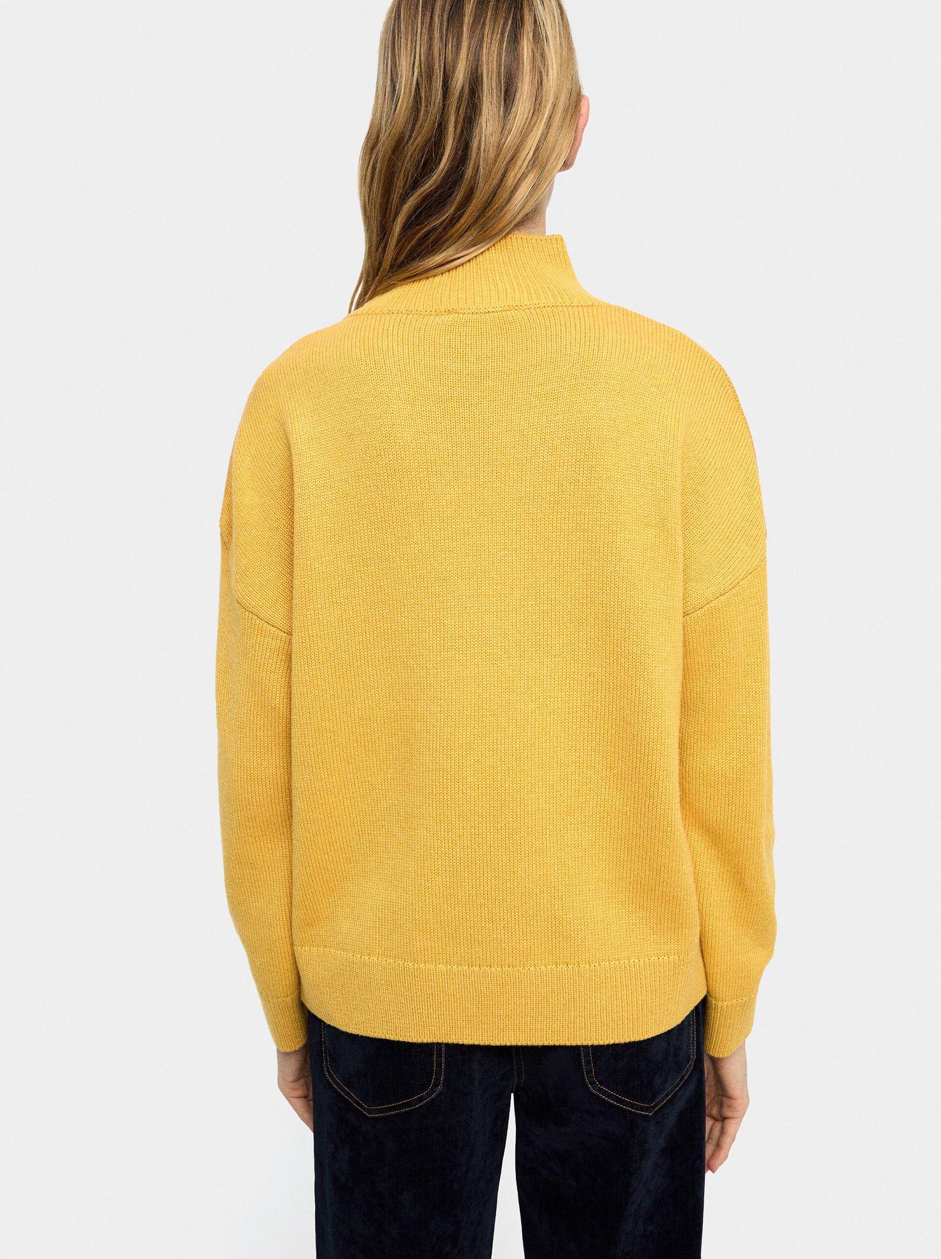 Knit sweater with zipper closure image number 4.0