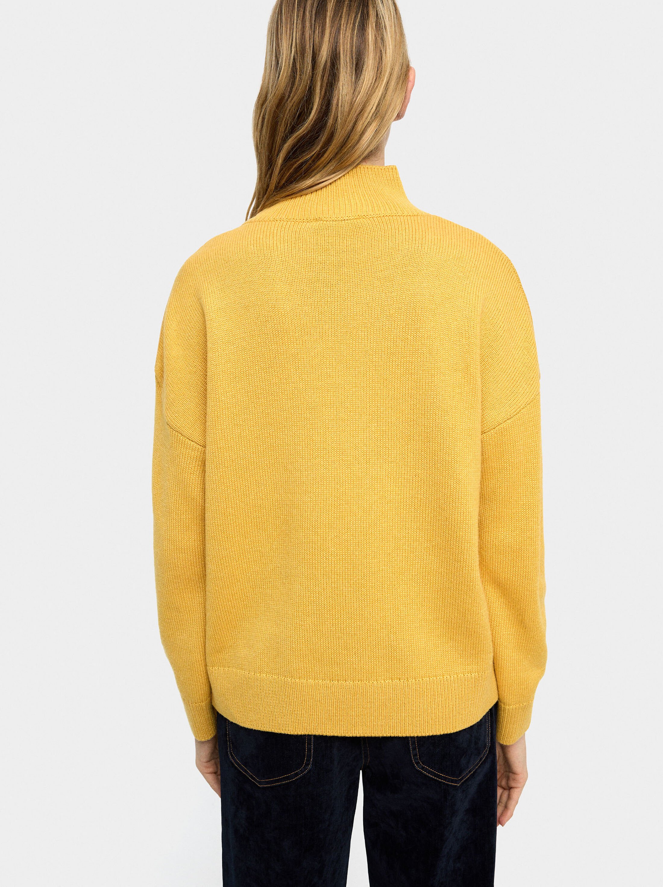 Knit sweater with zipper closure image number 4.0