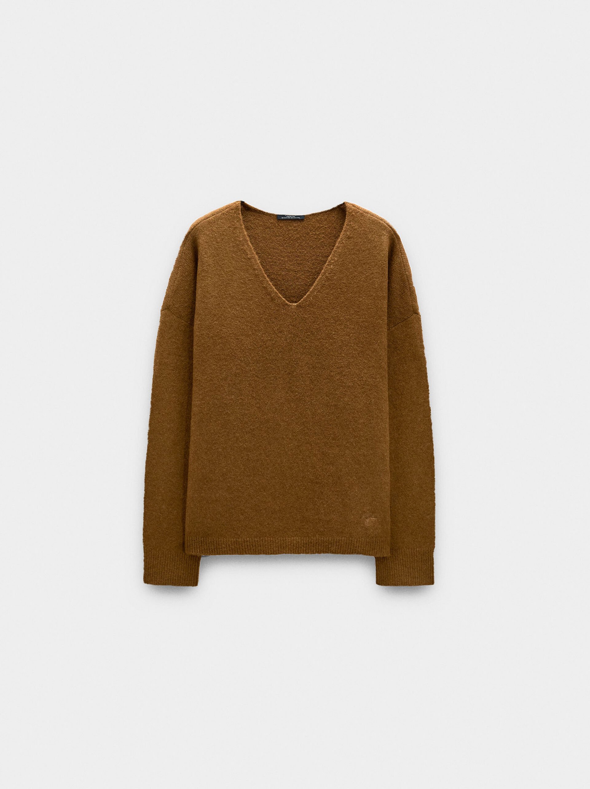 Knit sweater image number 4.0