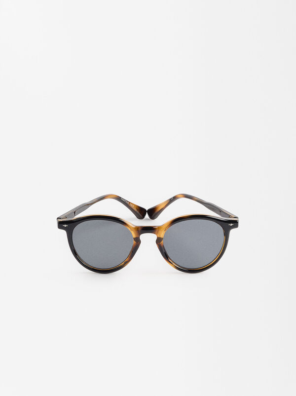 Round sunglasses 