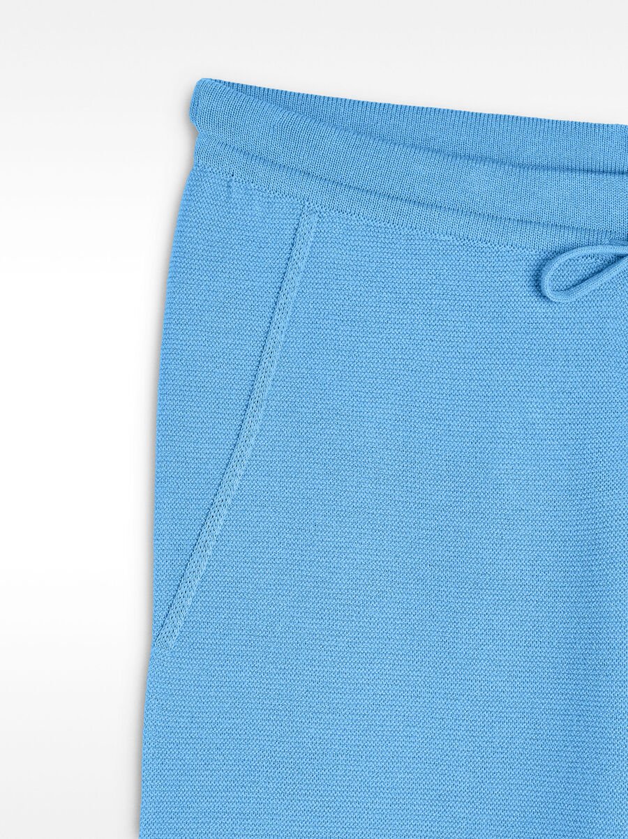 Knit trousers with adjustable drawstring
