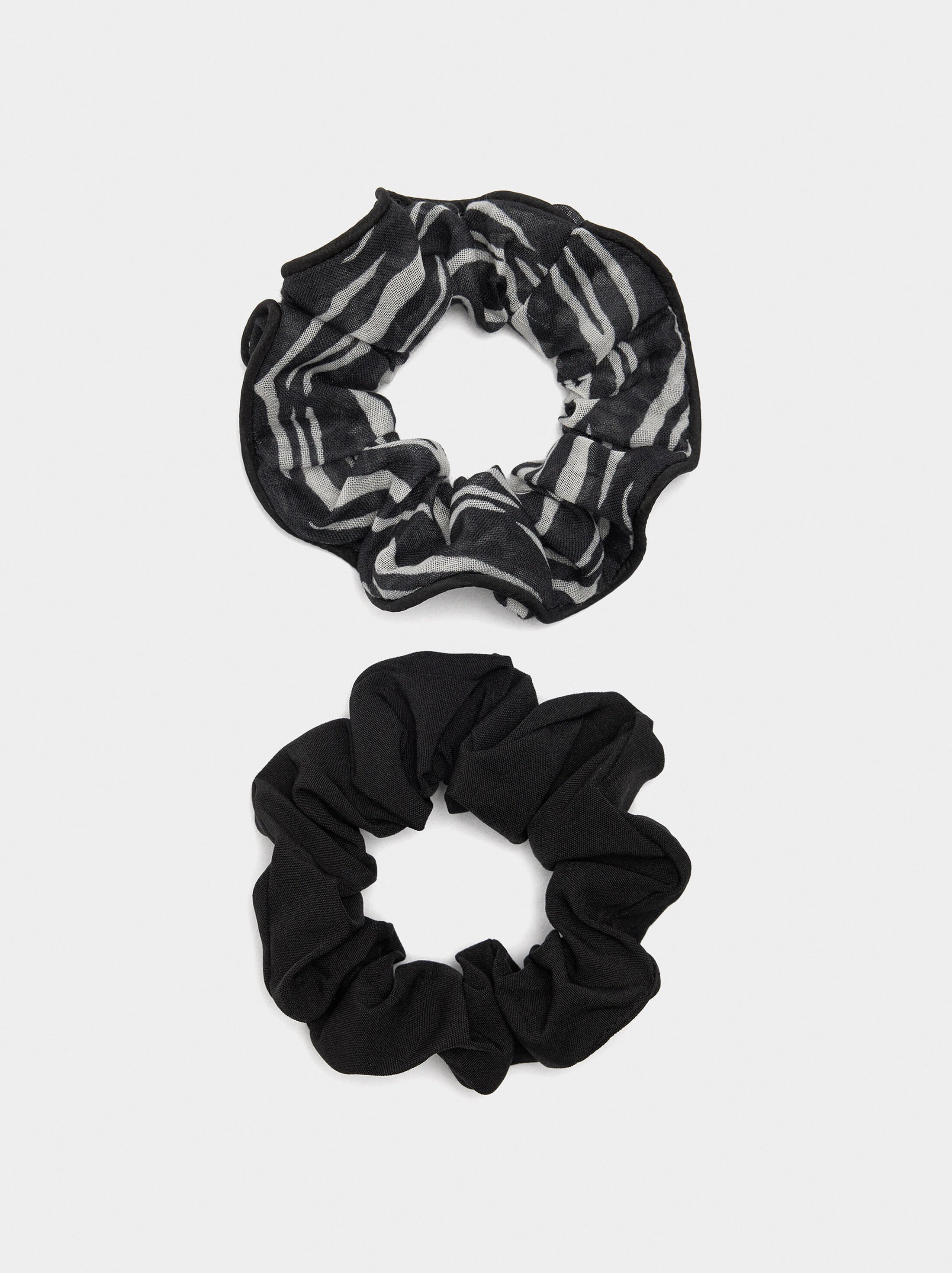 Set of hair elastics image number 0.0