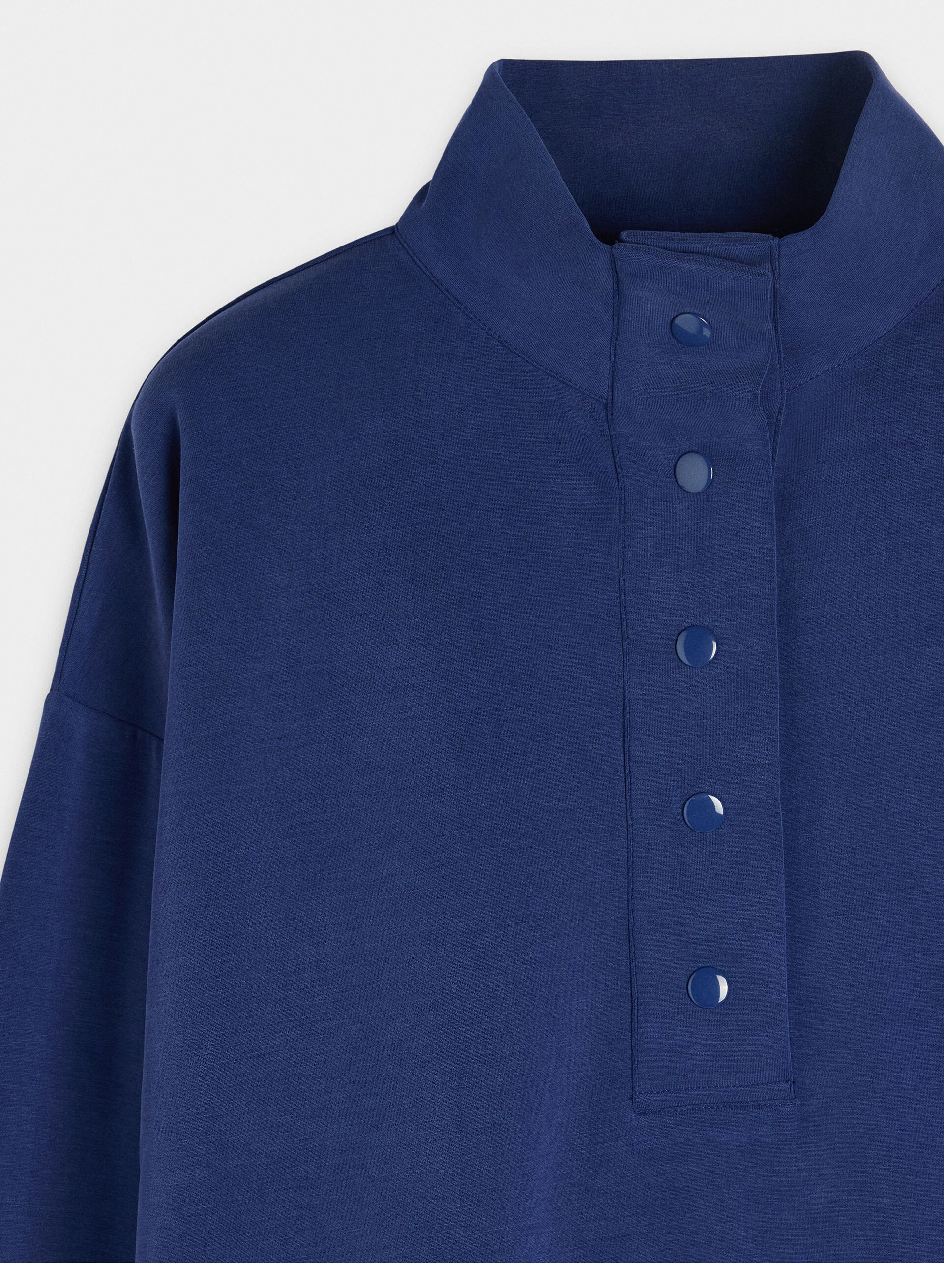 Sweatshirt with buttons image number 5.0