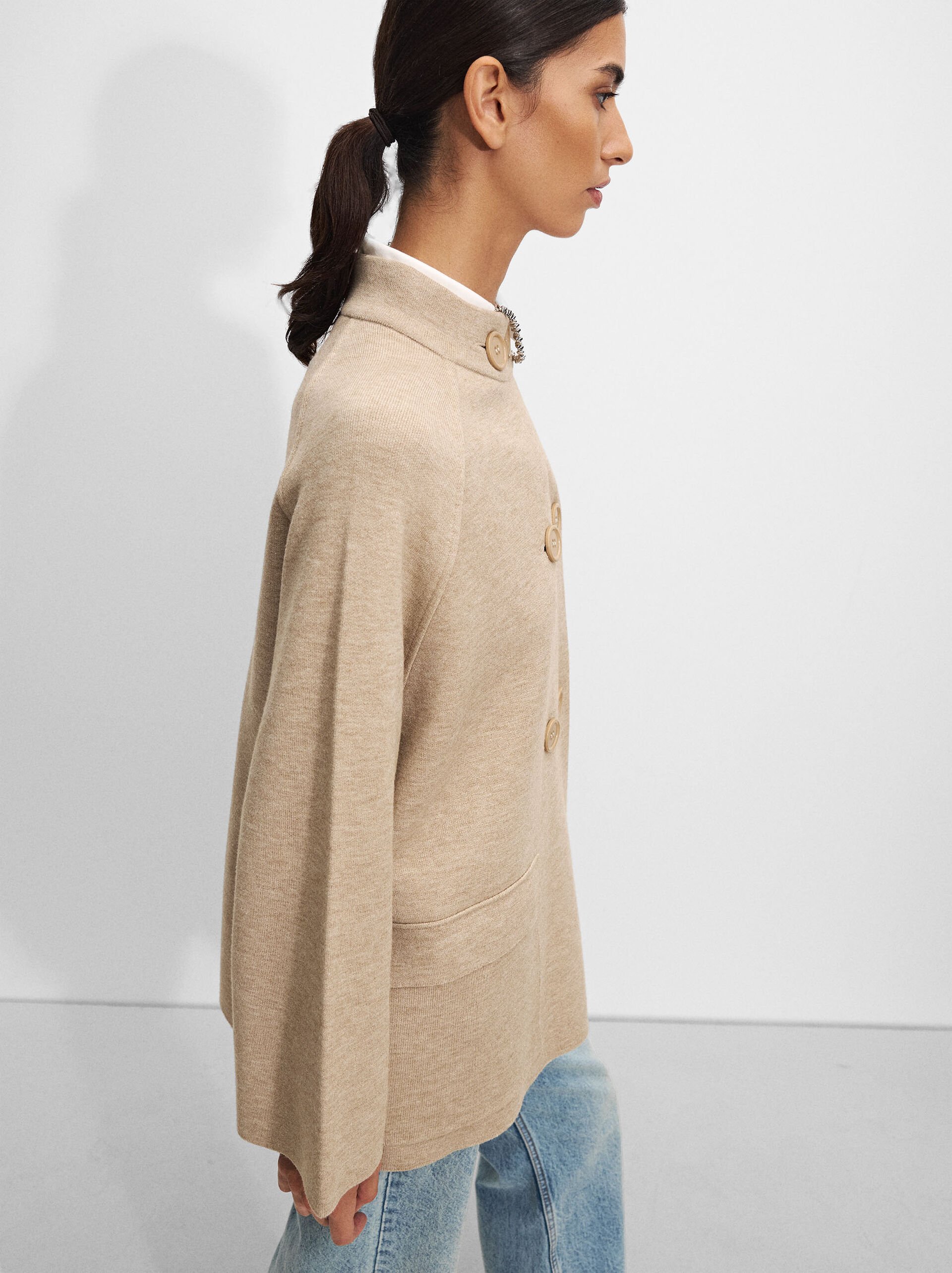 Knitted poncho with buttons image number 2.0