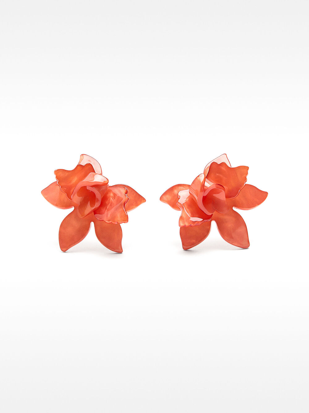 Maxi flower hoop earrings