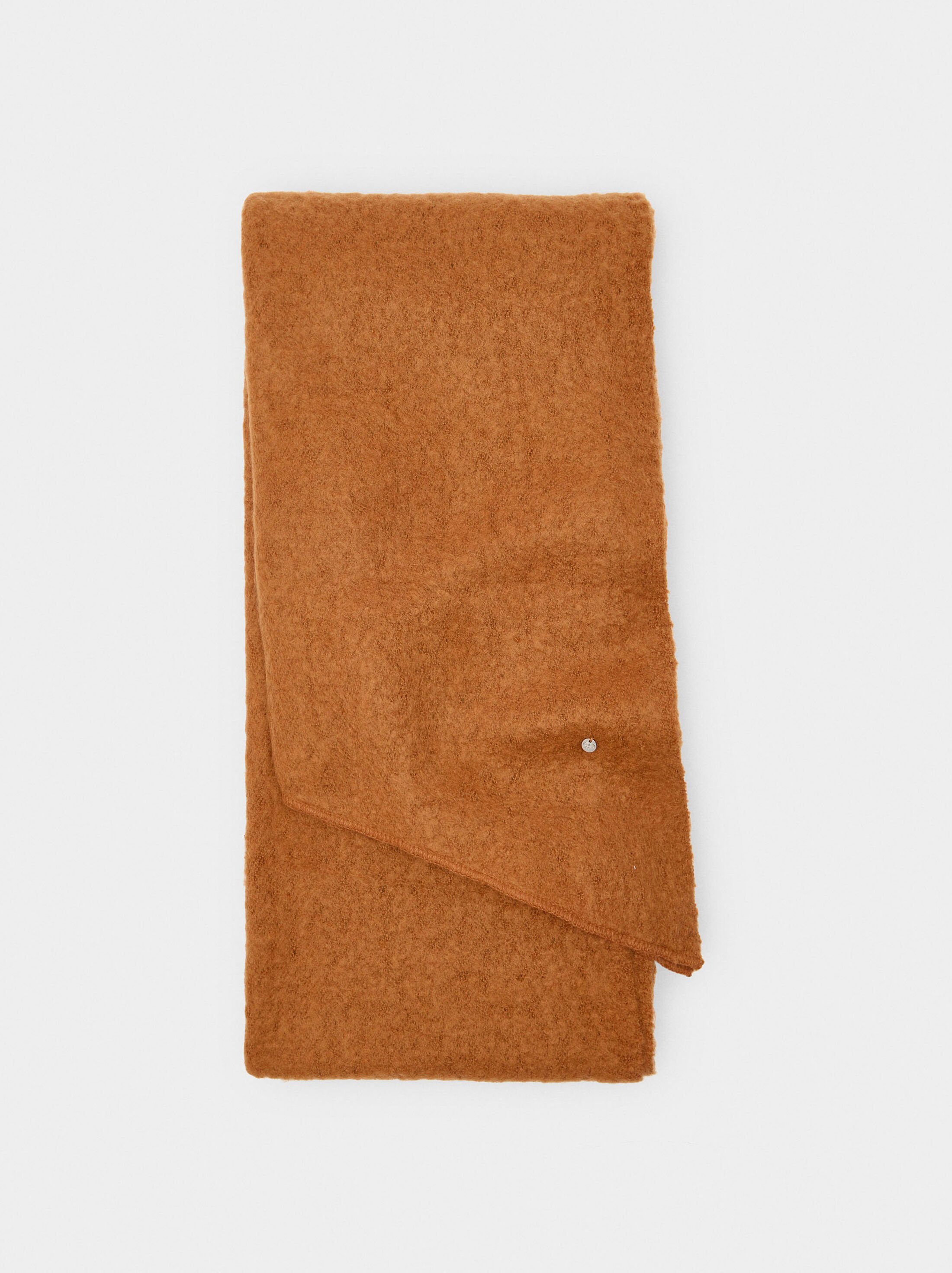 Plain scarf image number 0.0