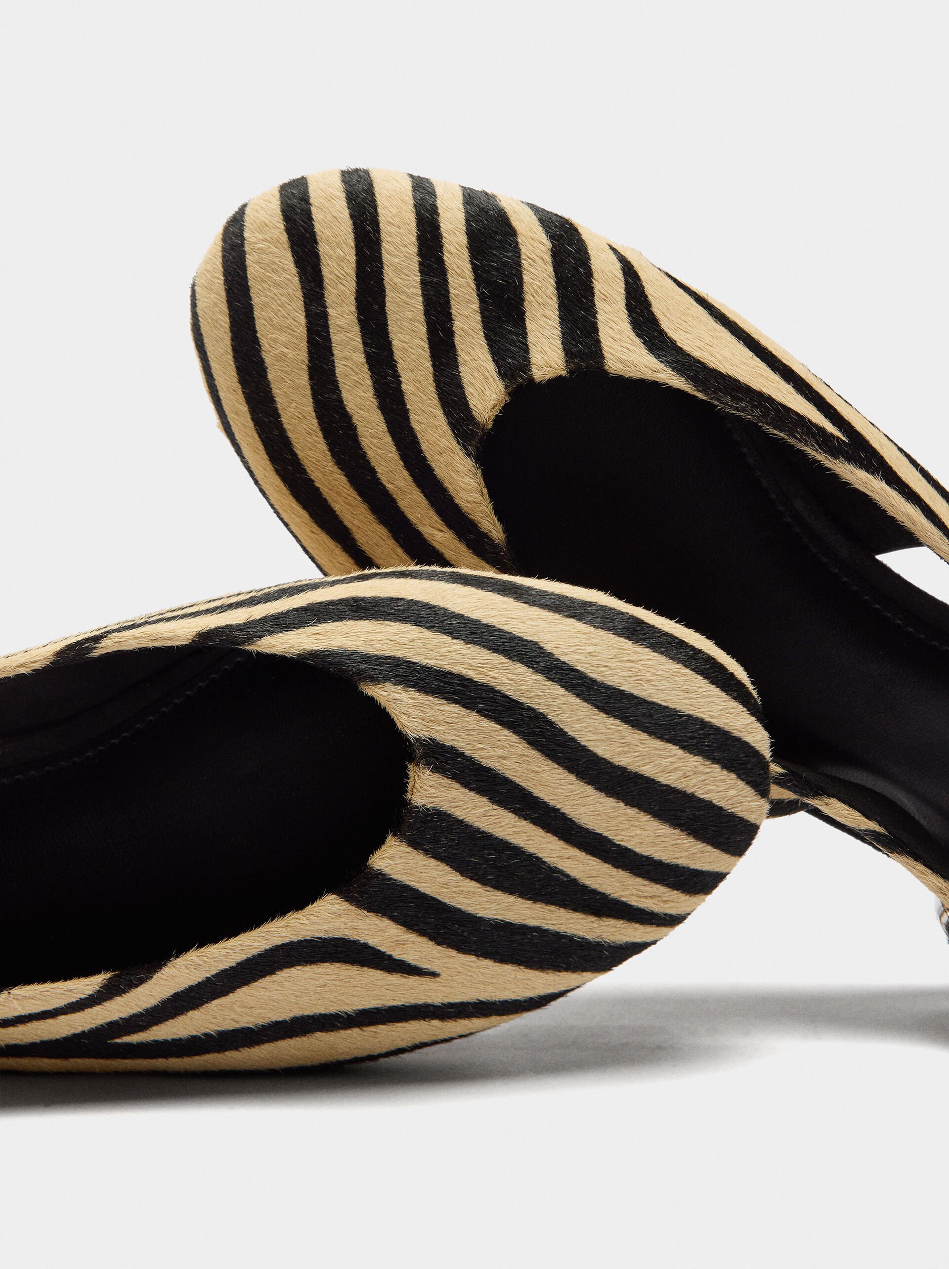 Leather ballet flats with slingback image number 5.0