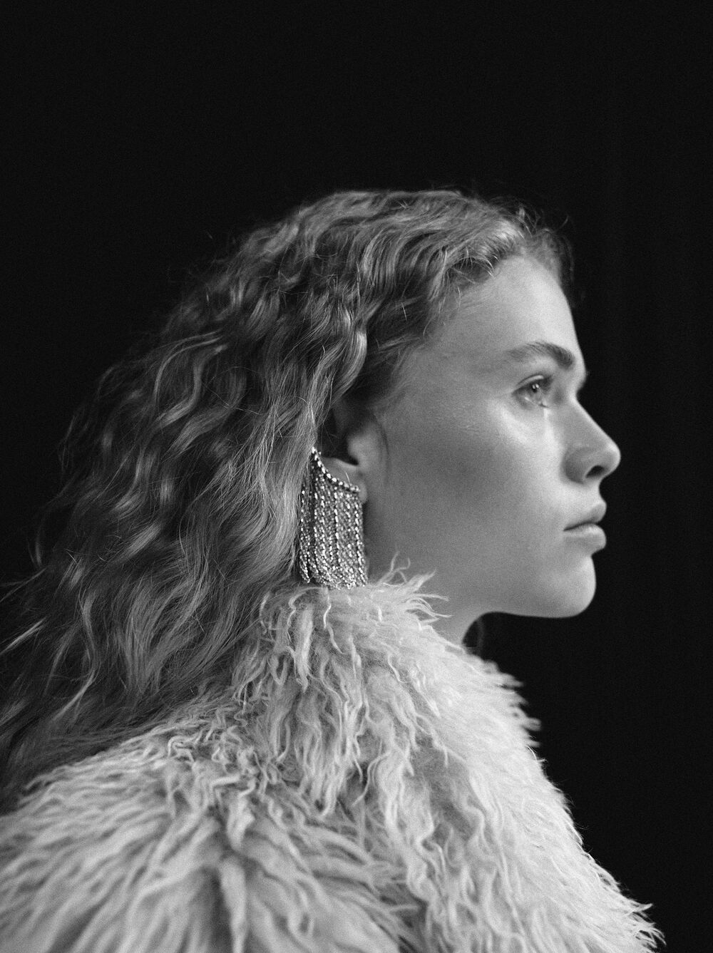 Ear jacket earrings with chains