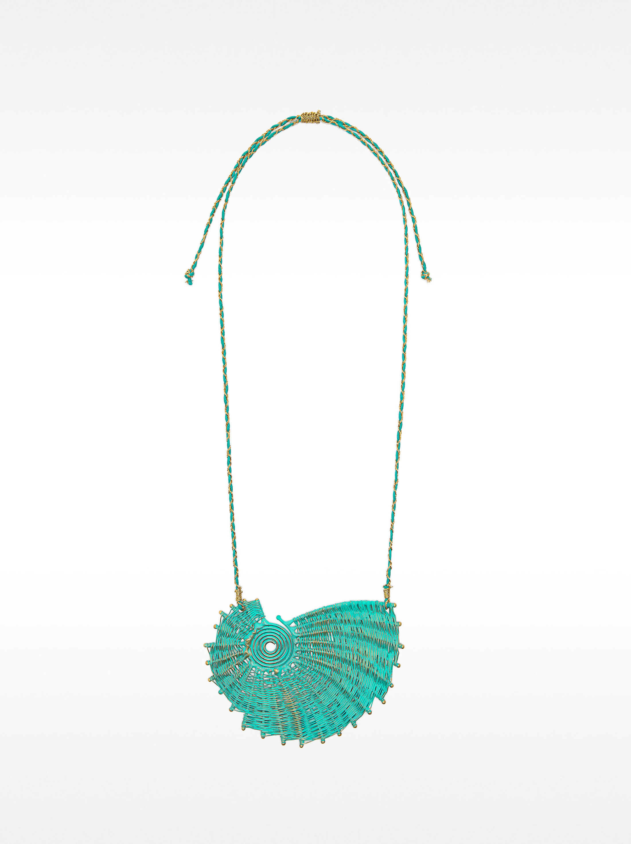 Necklace with spiral shell pendant image number 1.0