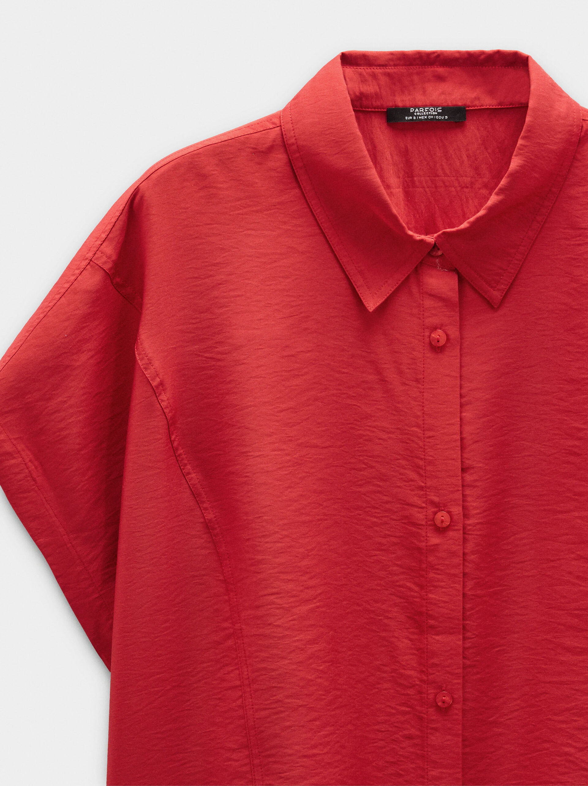 Short-sleeved shirt with crinkled effect image number 5.0