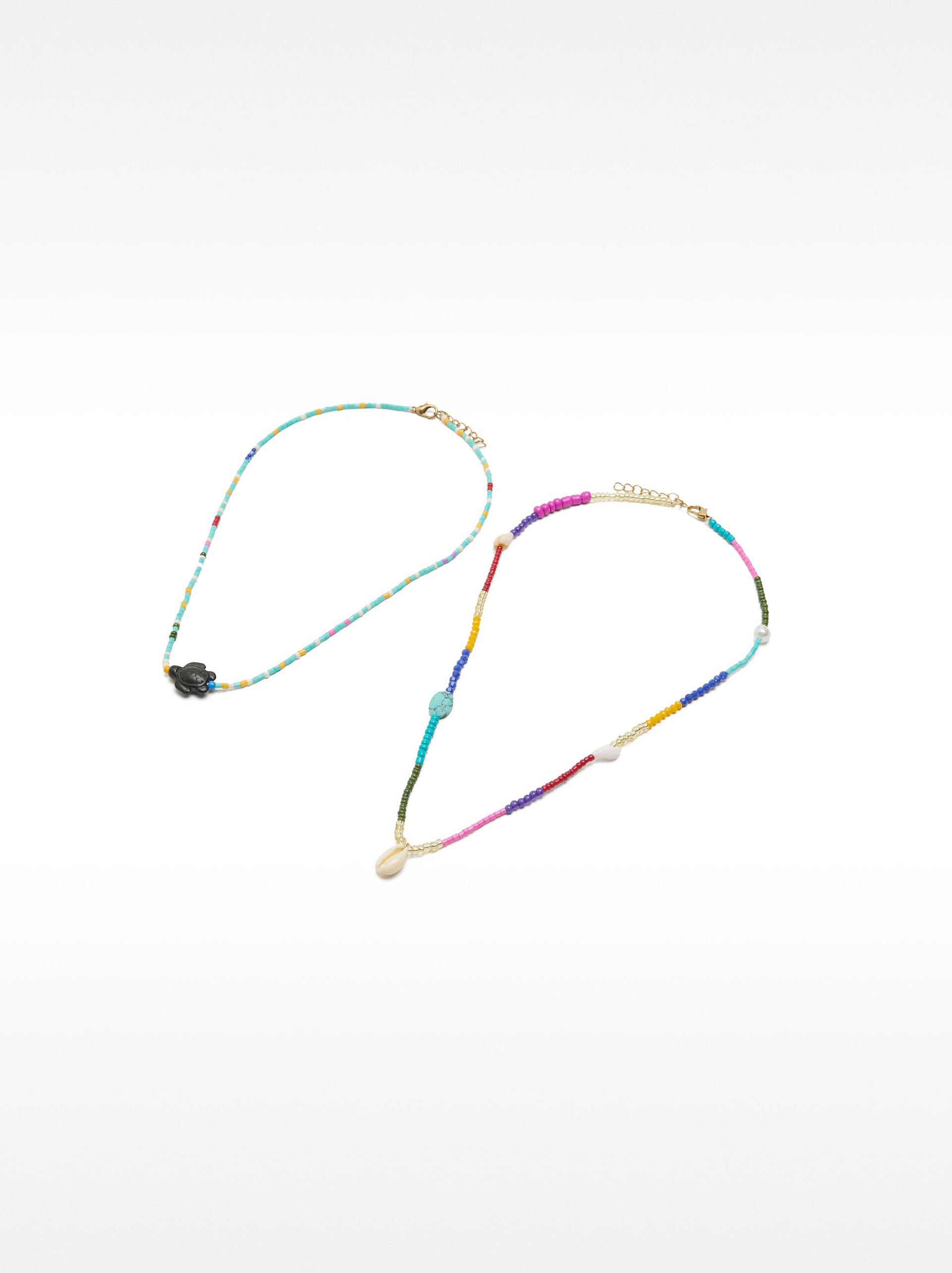 Multicolor necklace set with turtle pendant image number 2.0