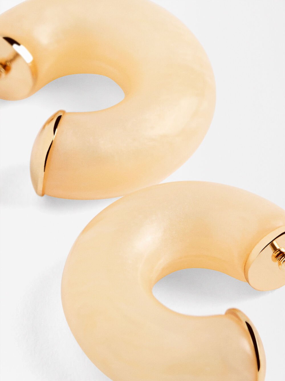 Pendientes de resina