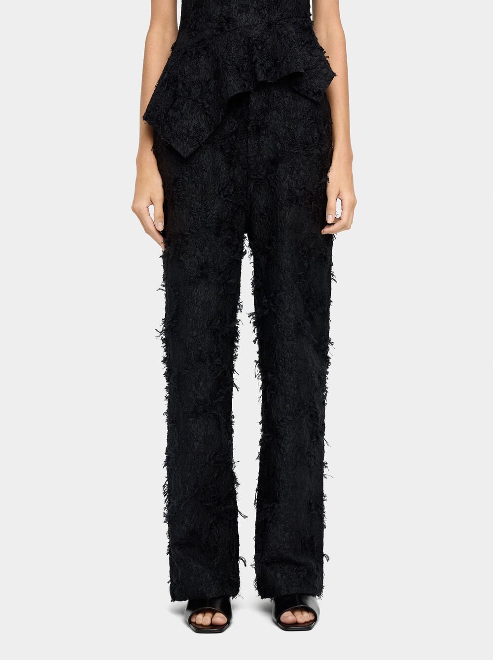 Trousers with cotton texture