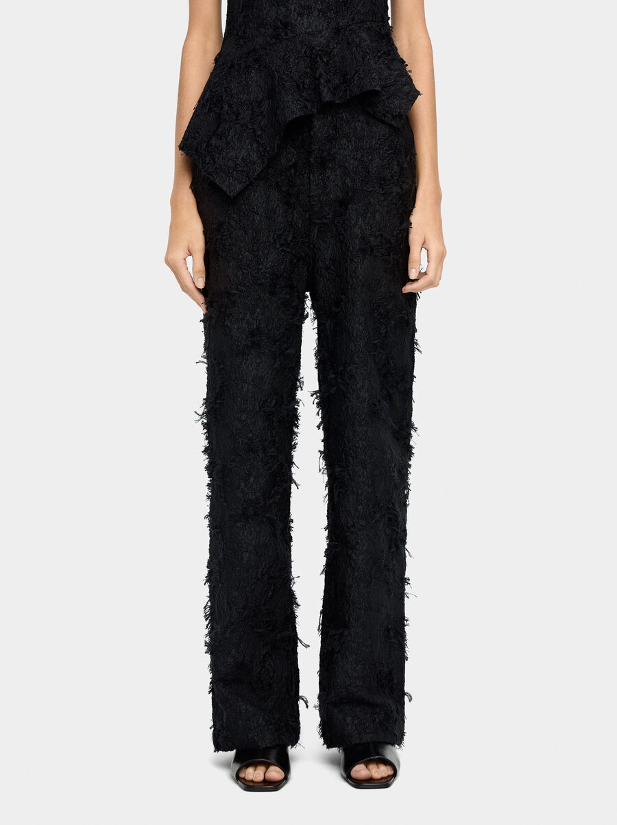 Trousers with cotton texture