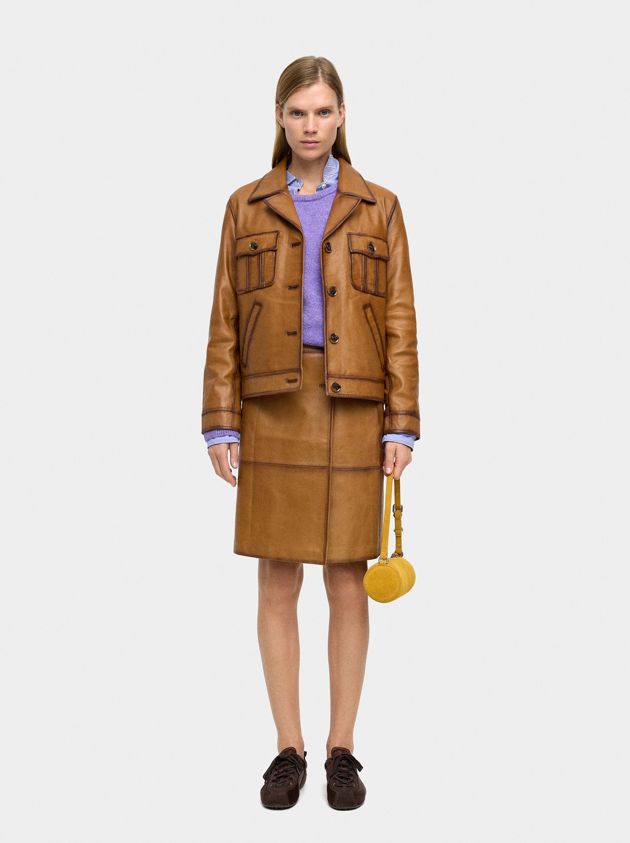 Short leather skirt with marked topstitching image number 3.0