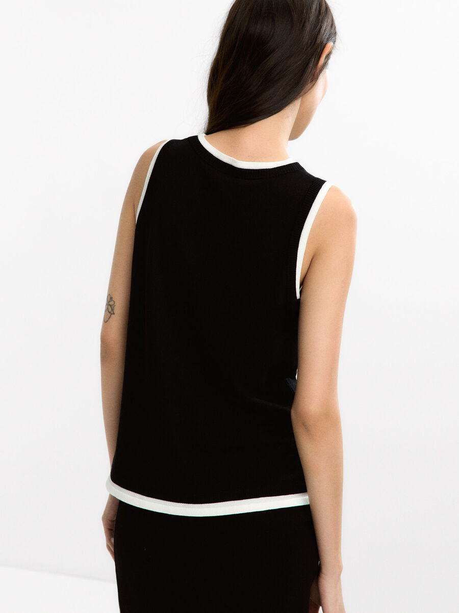 Contrast knit top