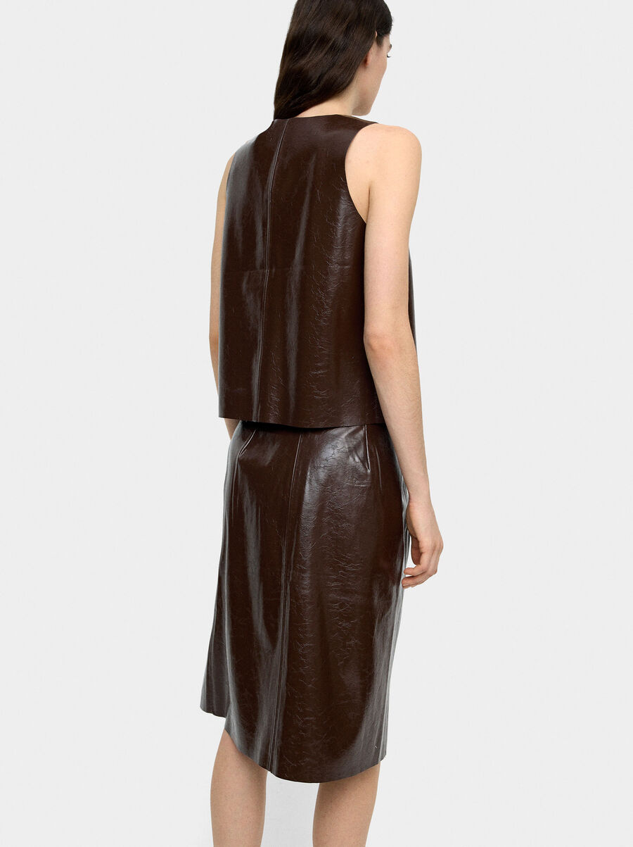 Top with leather effect