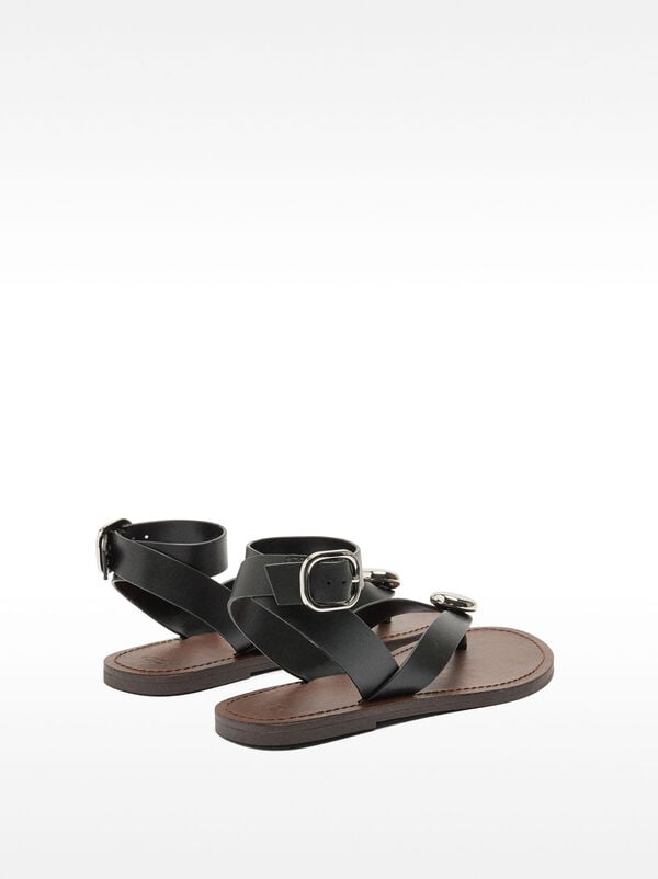 Leather flat sandals with metallic detail