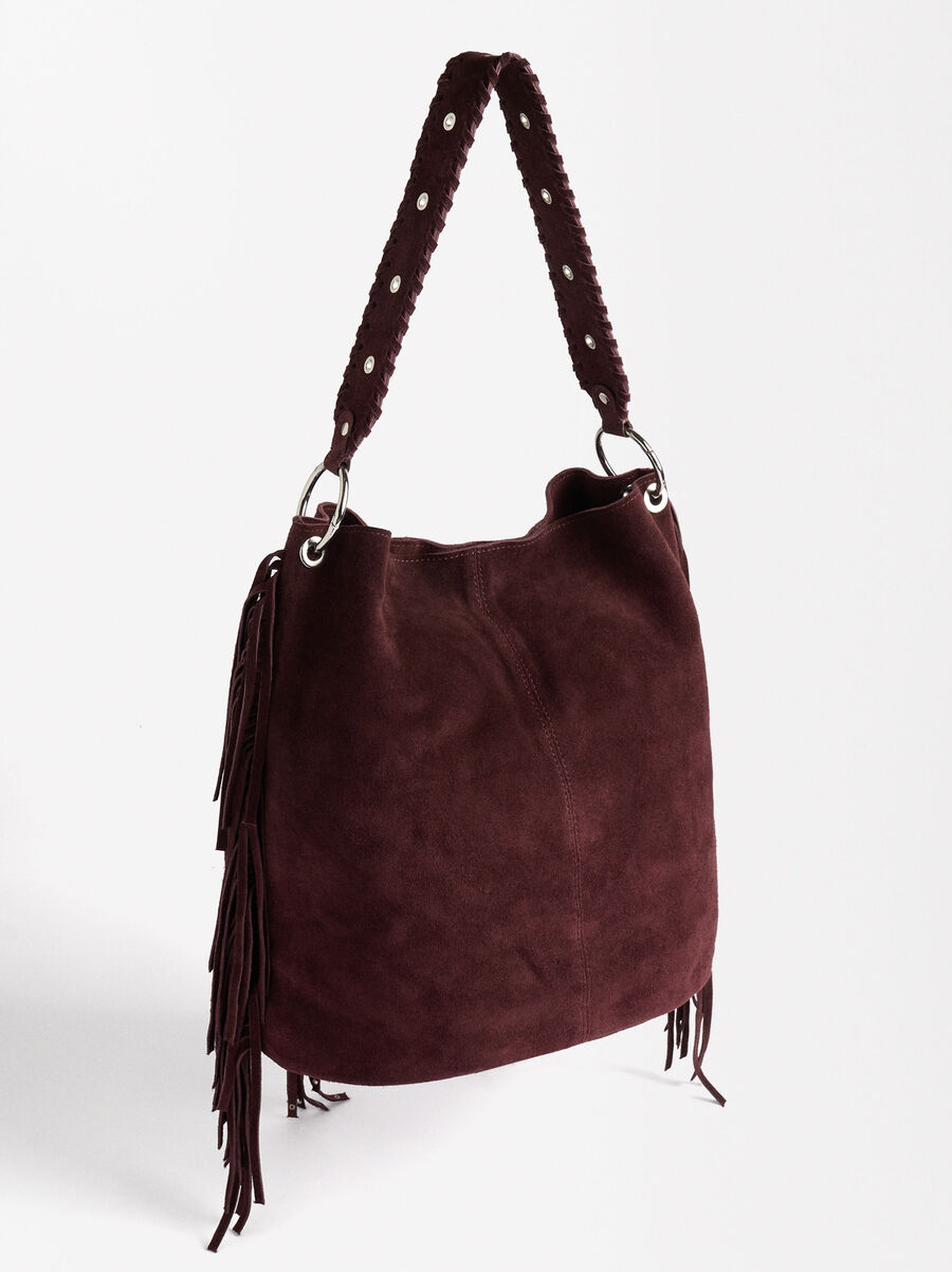 Leather shoulder bag with fringes