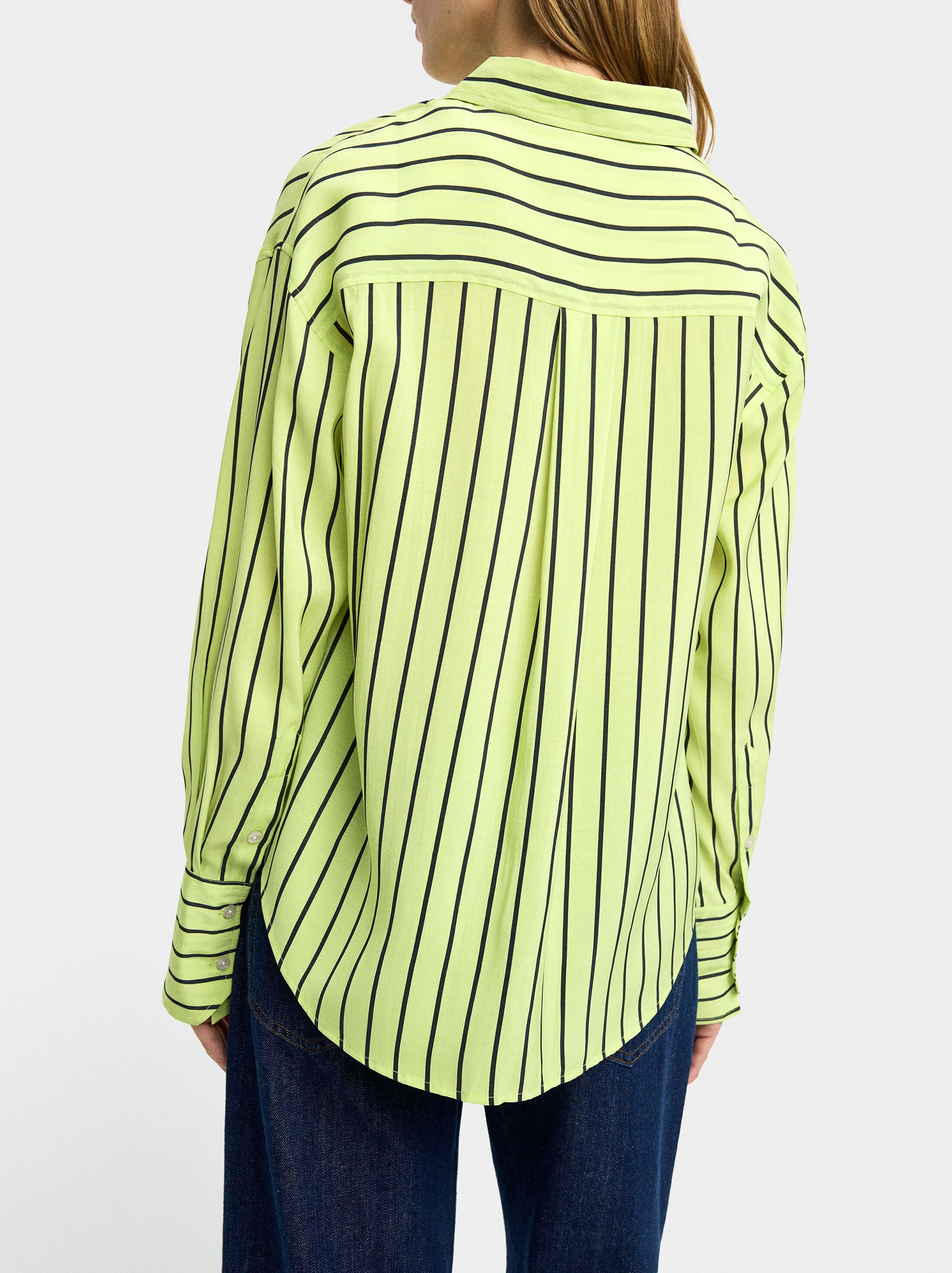Striped long-sleeve shirt image number 3.0