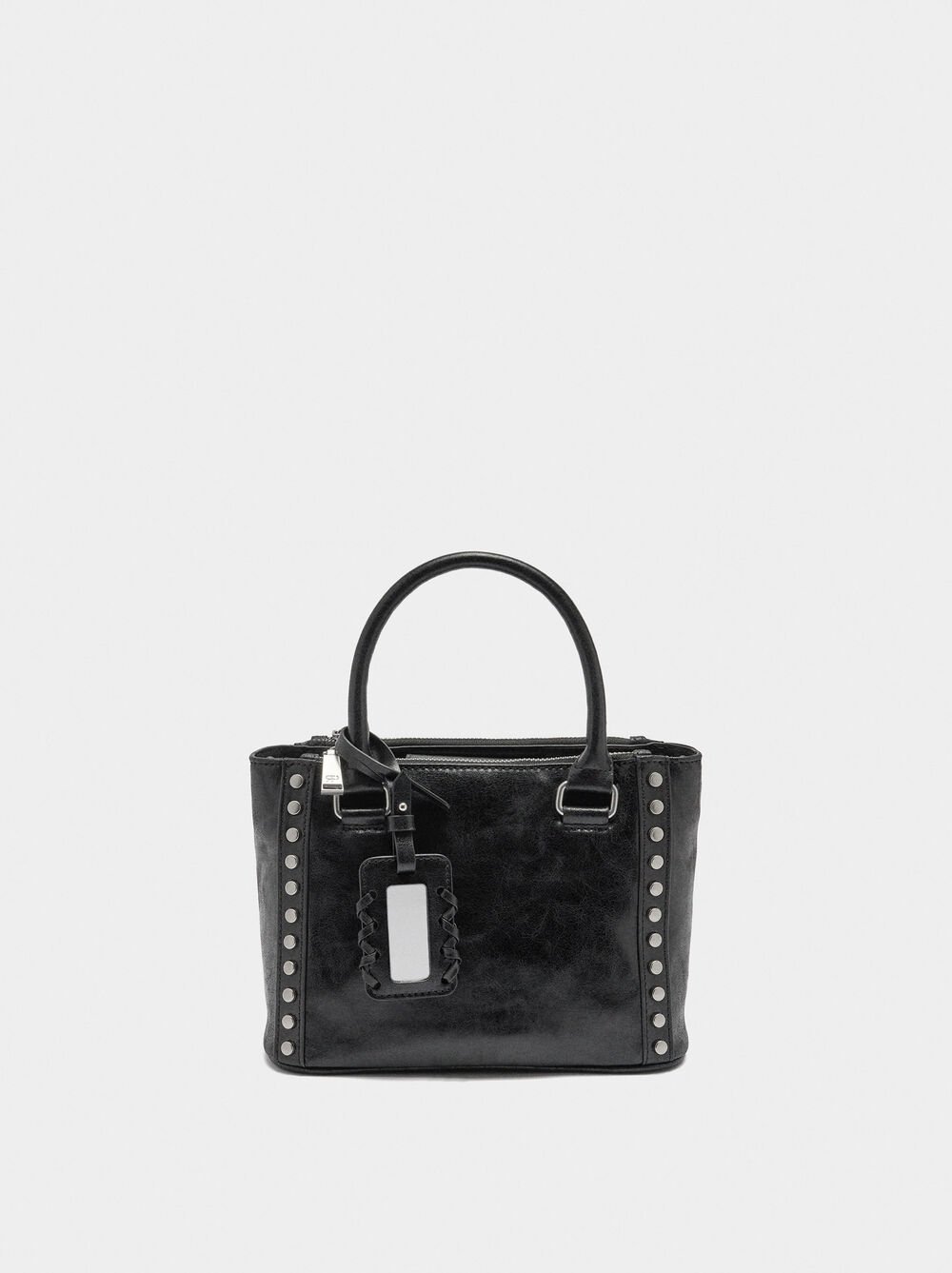 Bolso tote con tachuelas