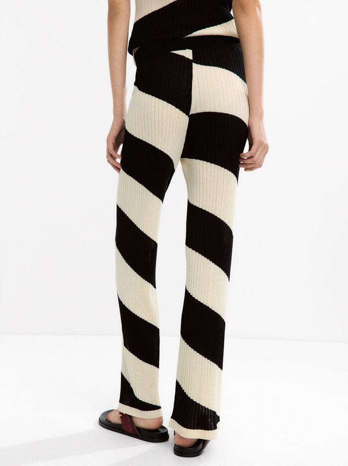 Pantalón de punto a rayas
