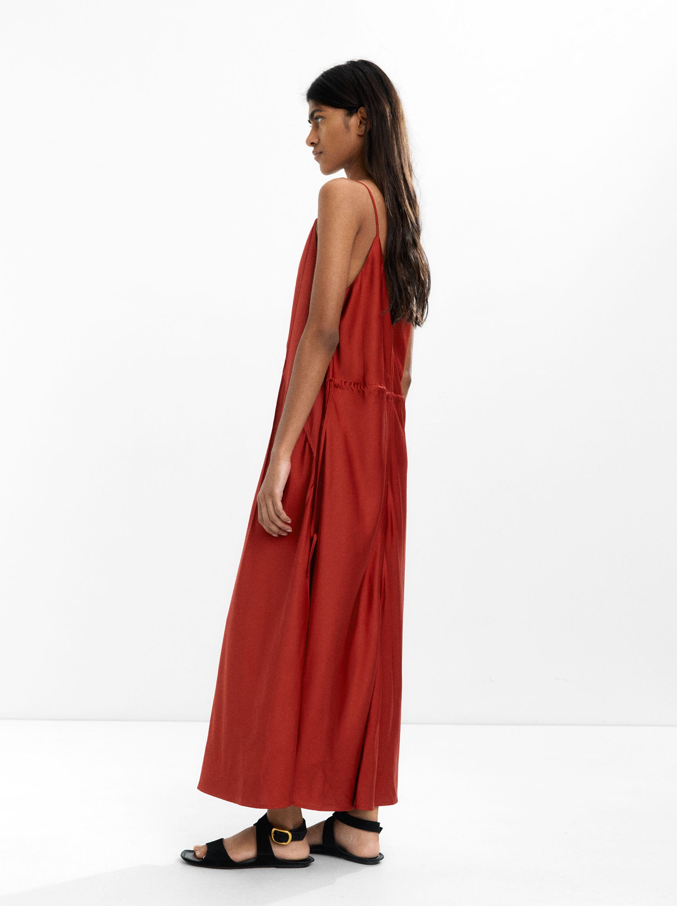 Dress with straps and seams image number 2.0