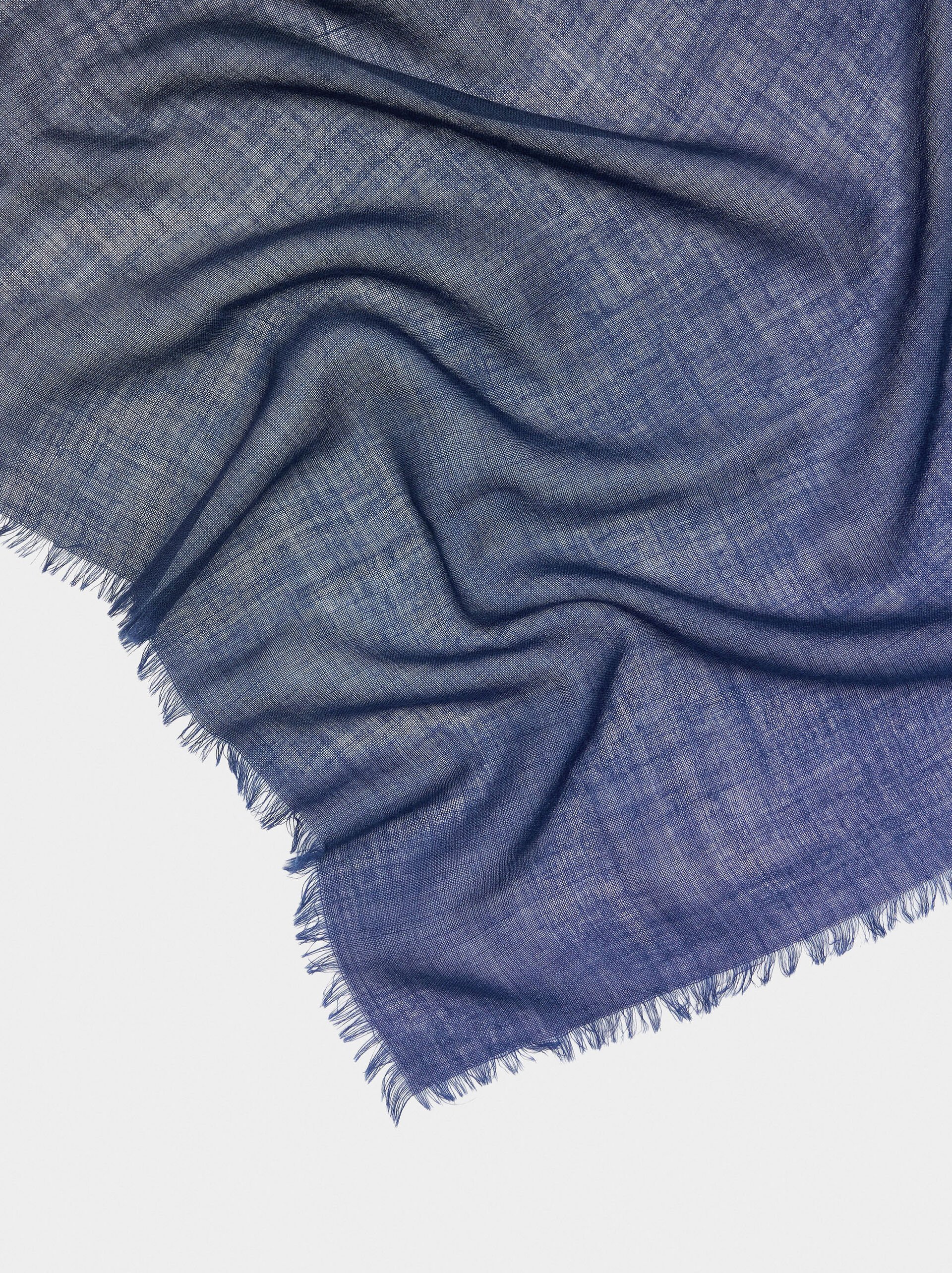 Printed scarf 100% wool image number 1.0