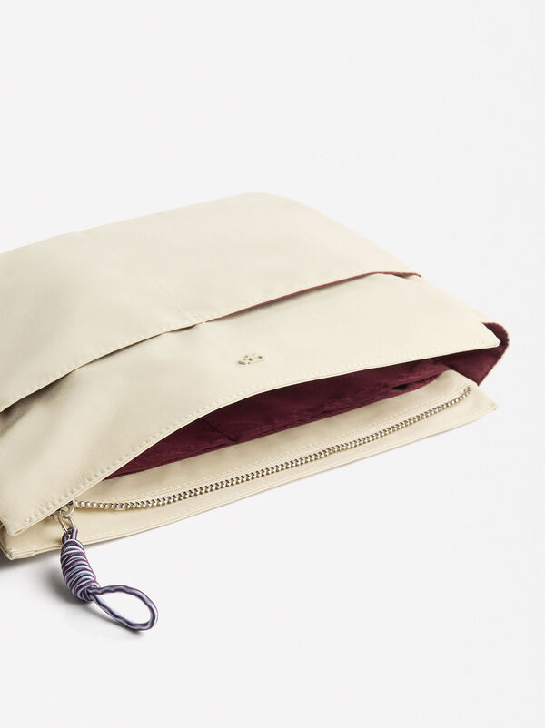 Nylon organiser pouch