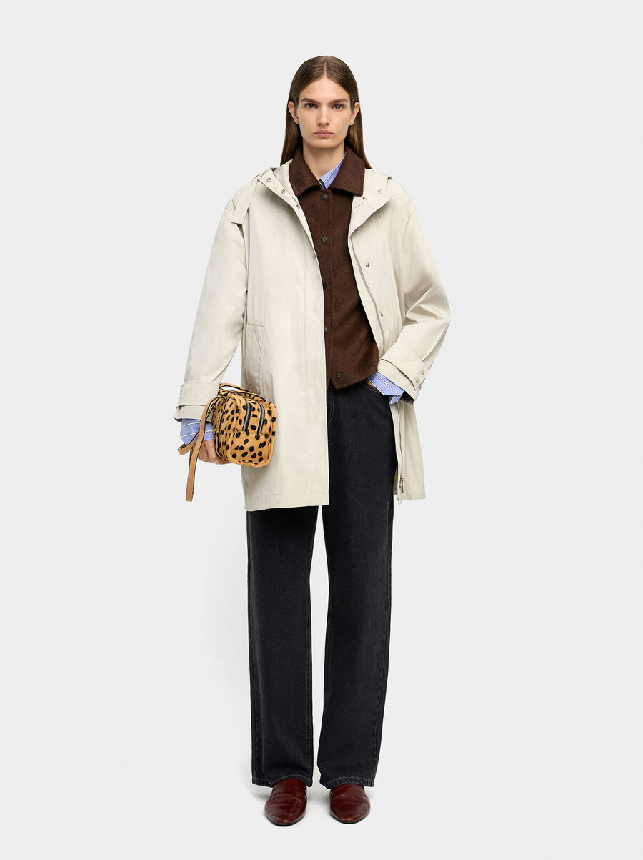Light parka with hood