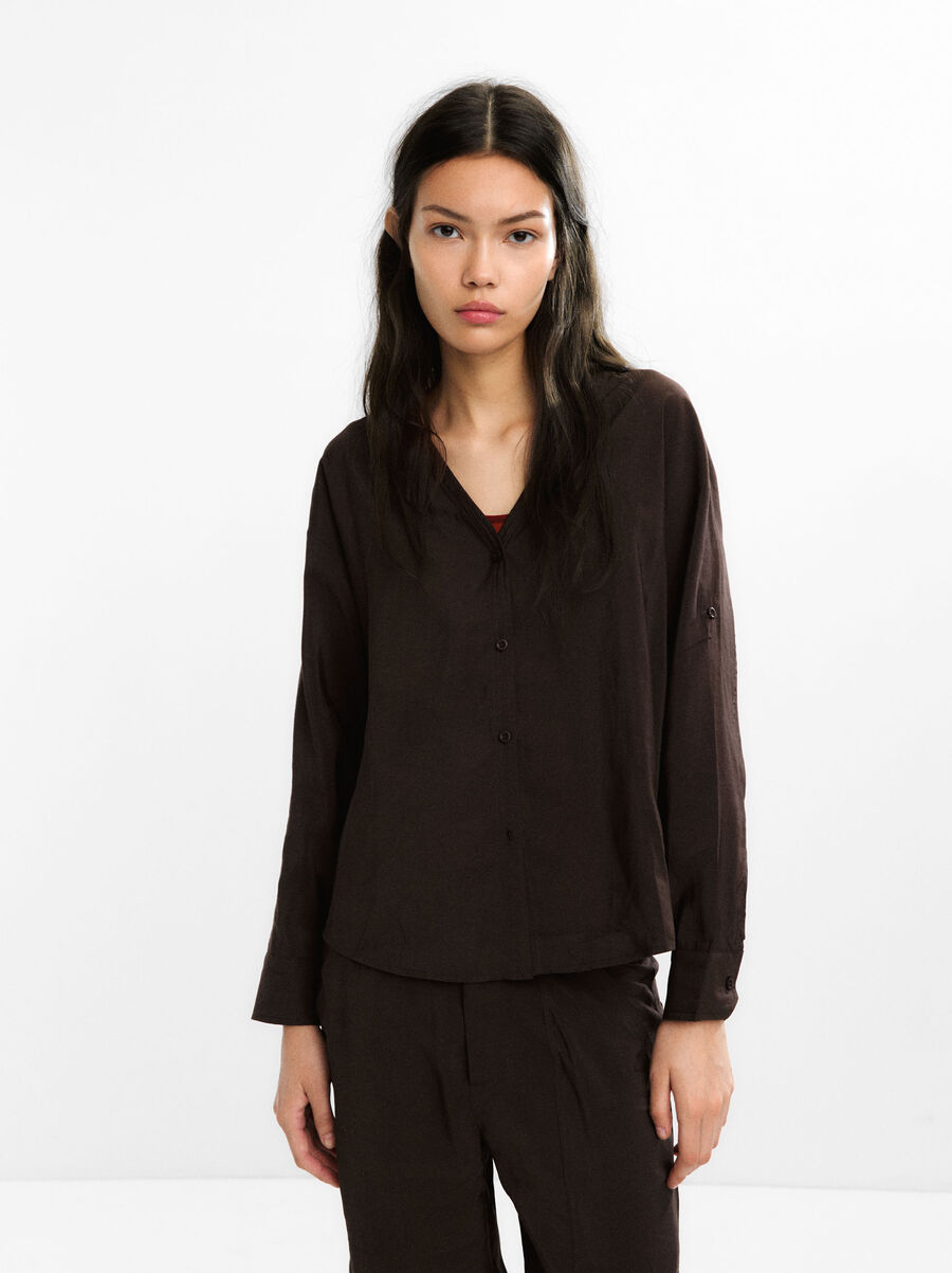 V-neck shirt