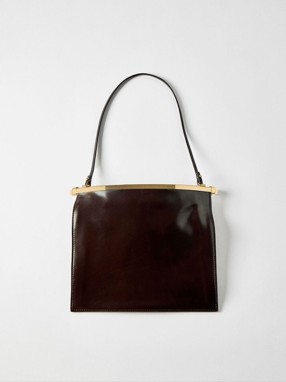 Leather shoulder bag