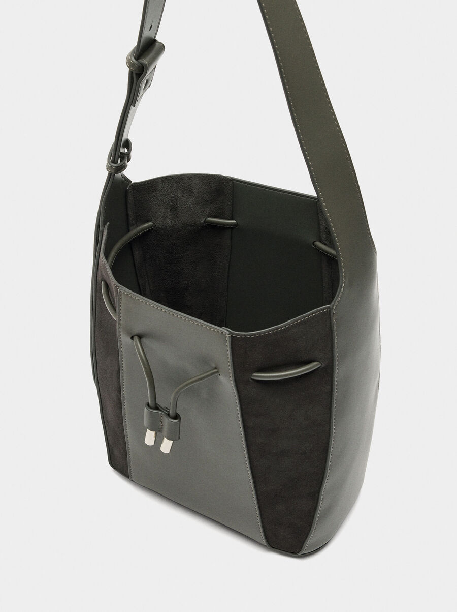 Bucket bag with leather M