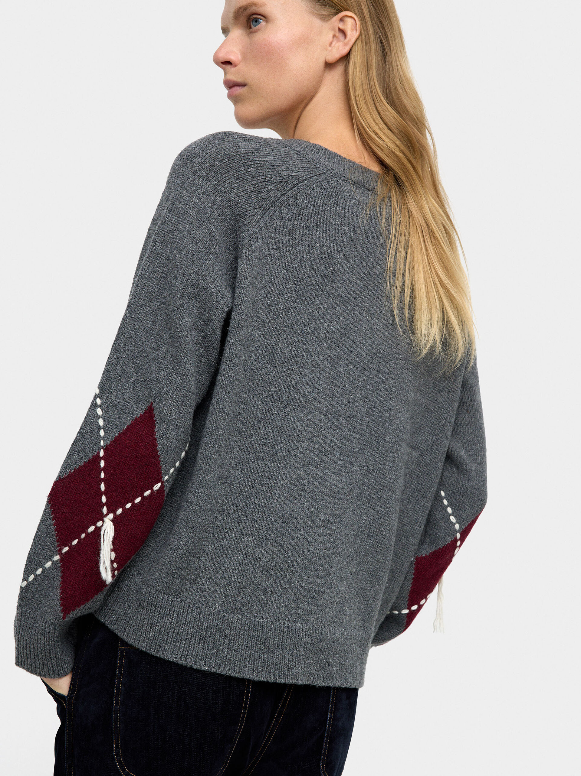 Knit sweater with diamonds and embroidery image number 3.0