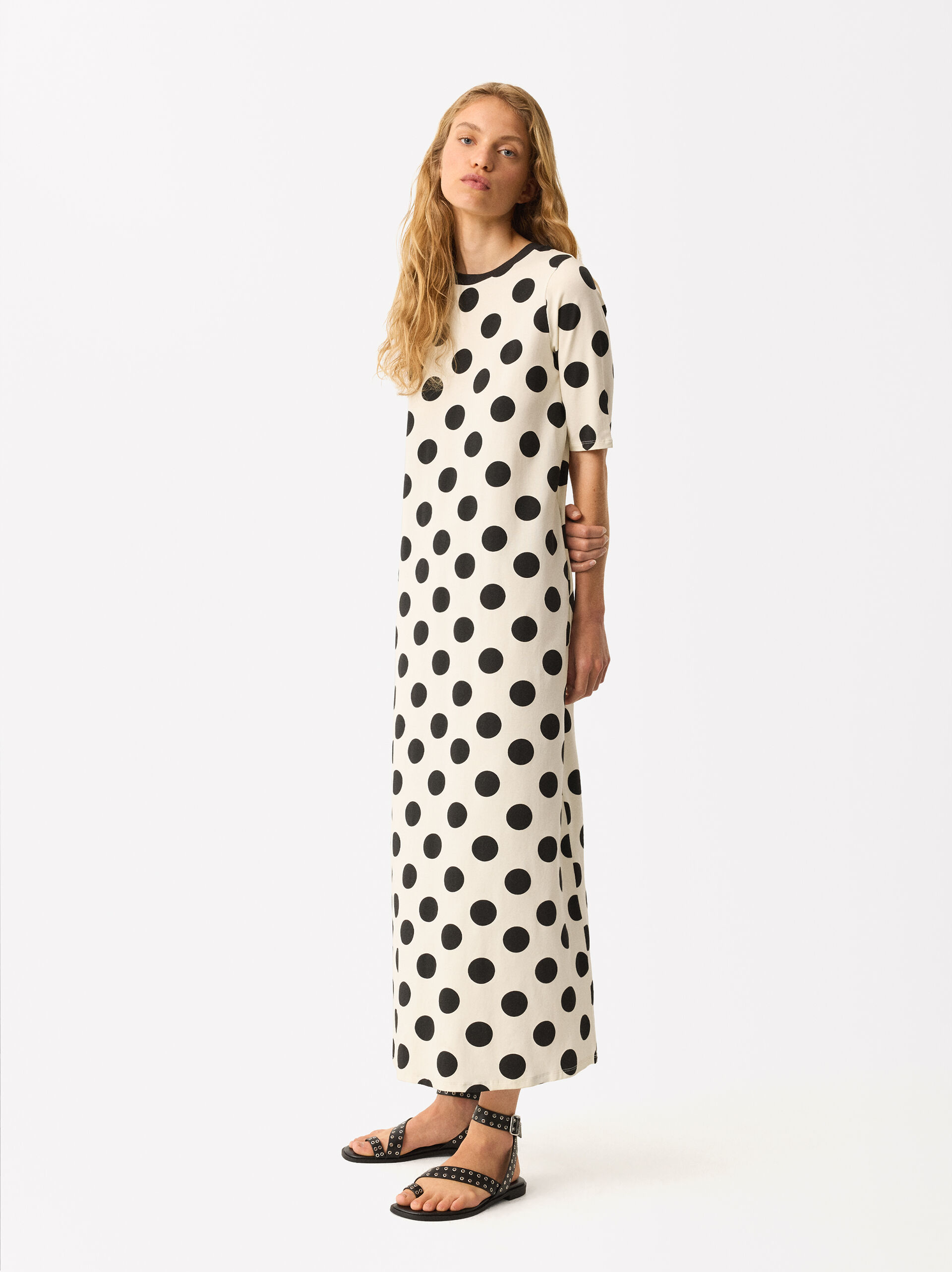Online Exclusive - Langes Kleid Mit Polka Dots image number 0.0