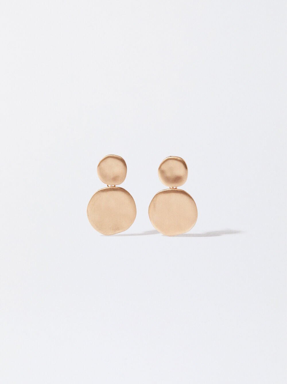 Boucles d'oreilles à l'effet mat