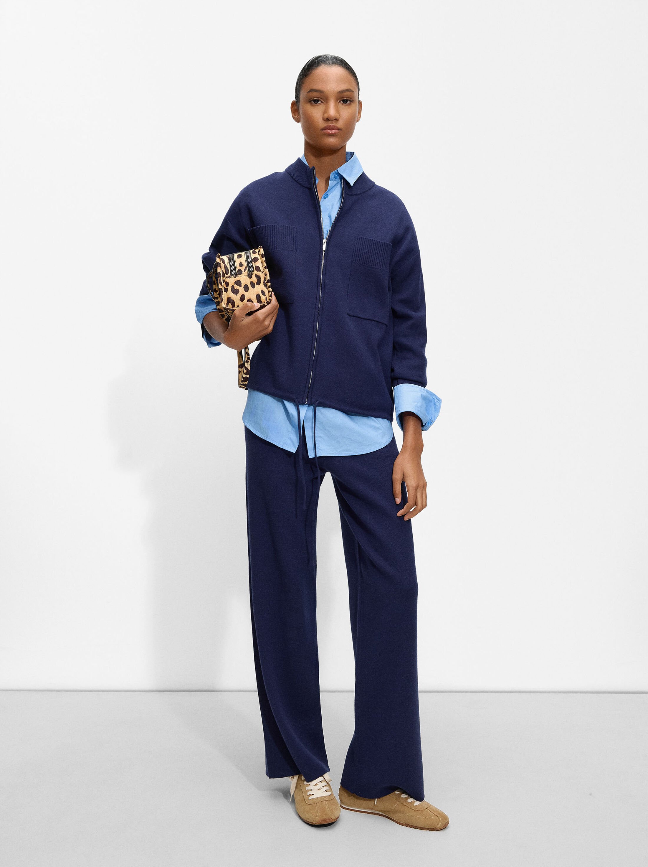 T1 ESSENTIALS Pantalons image number 5.0