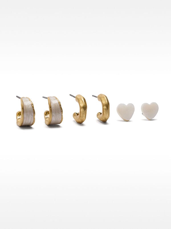 Shell earring set