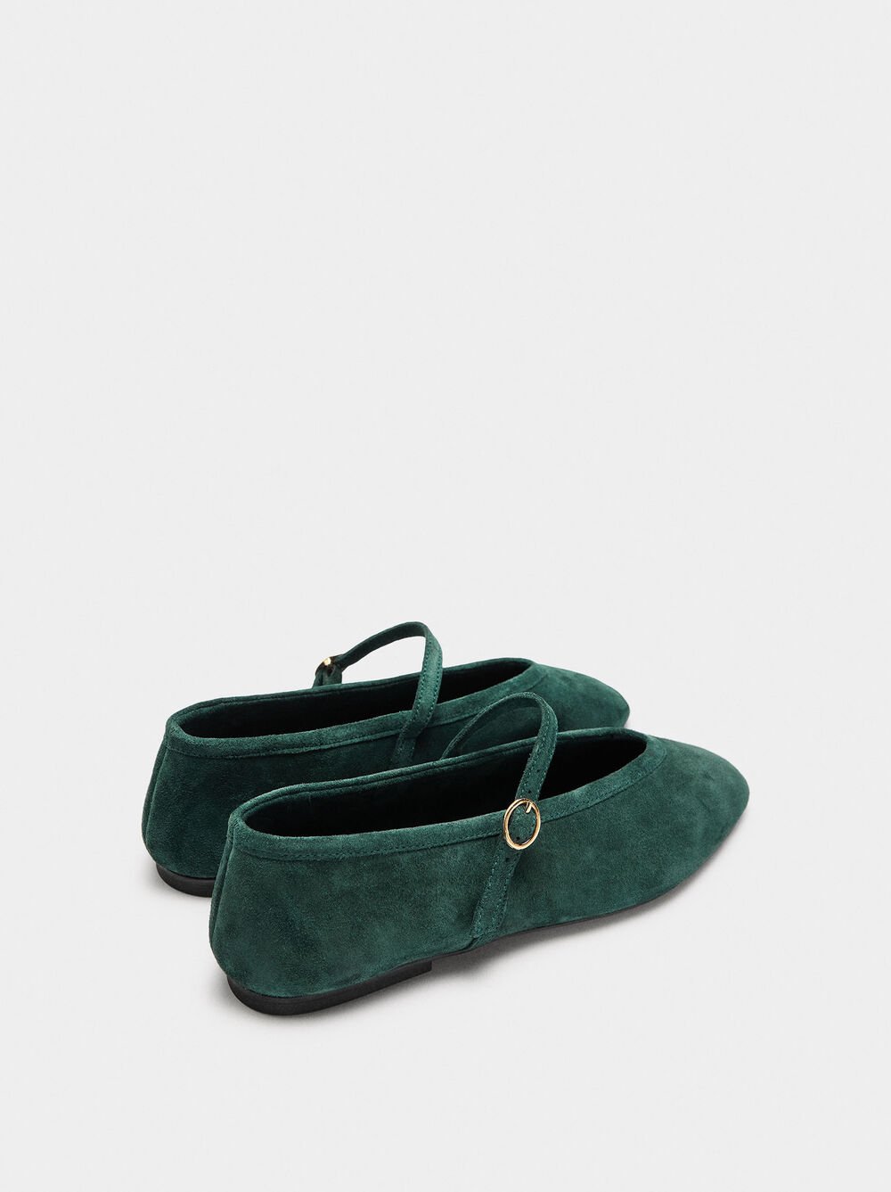 Leather ballet flats with strap and buckle