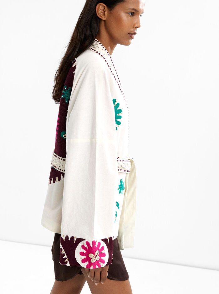 100% cotton kimono with embroidery