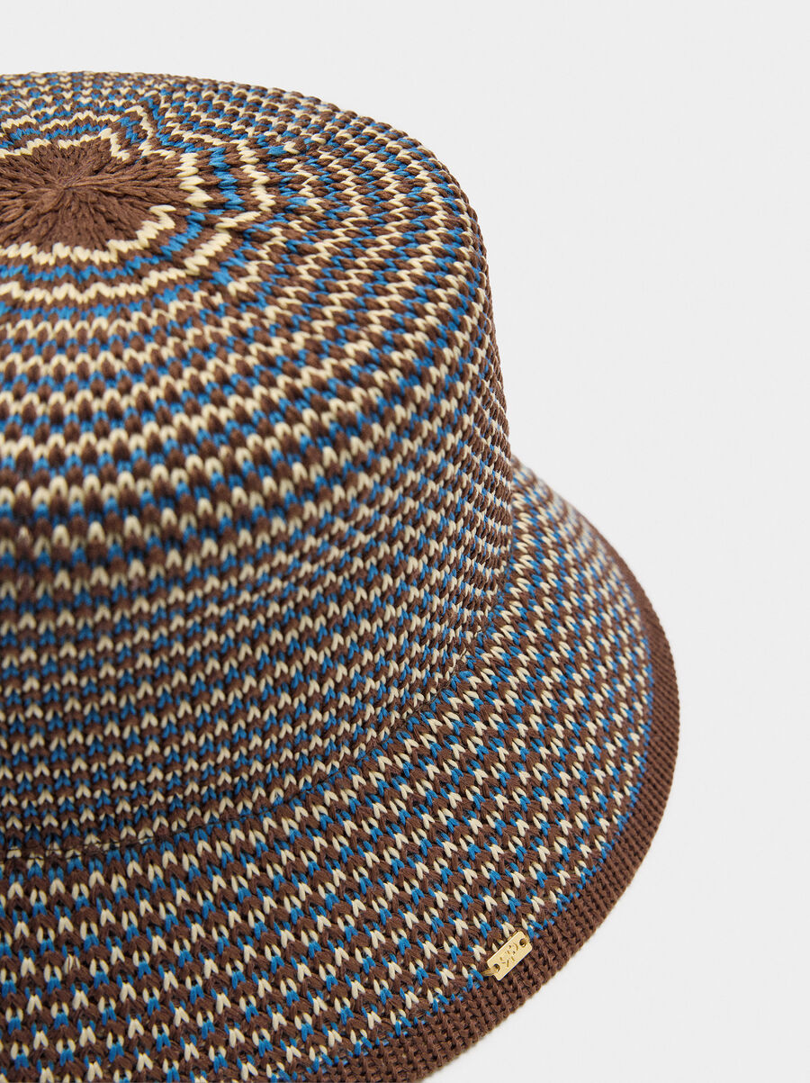 Knitted bucket hat
