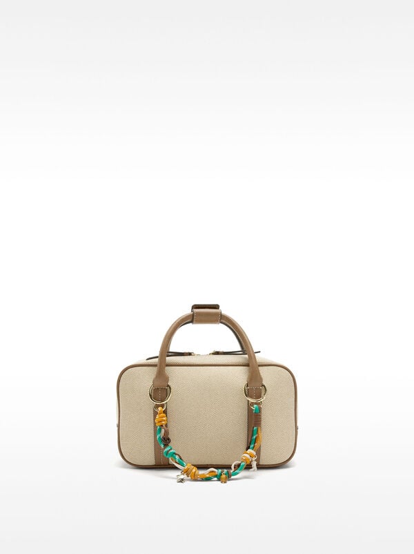 Rectangular tote bag with pendant