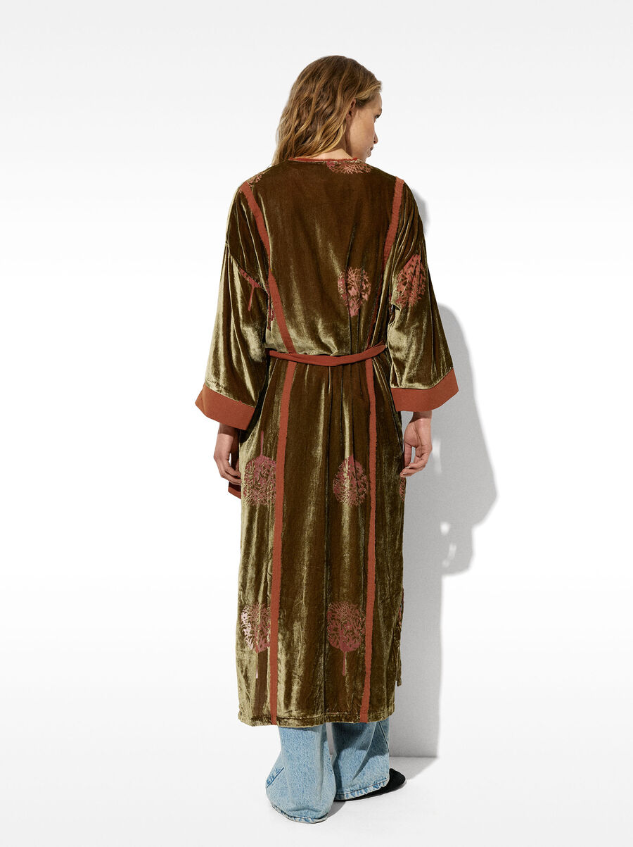 Velvet printed kimono