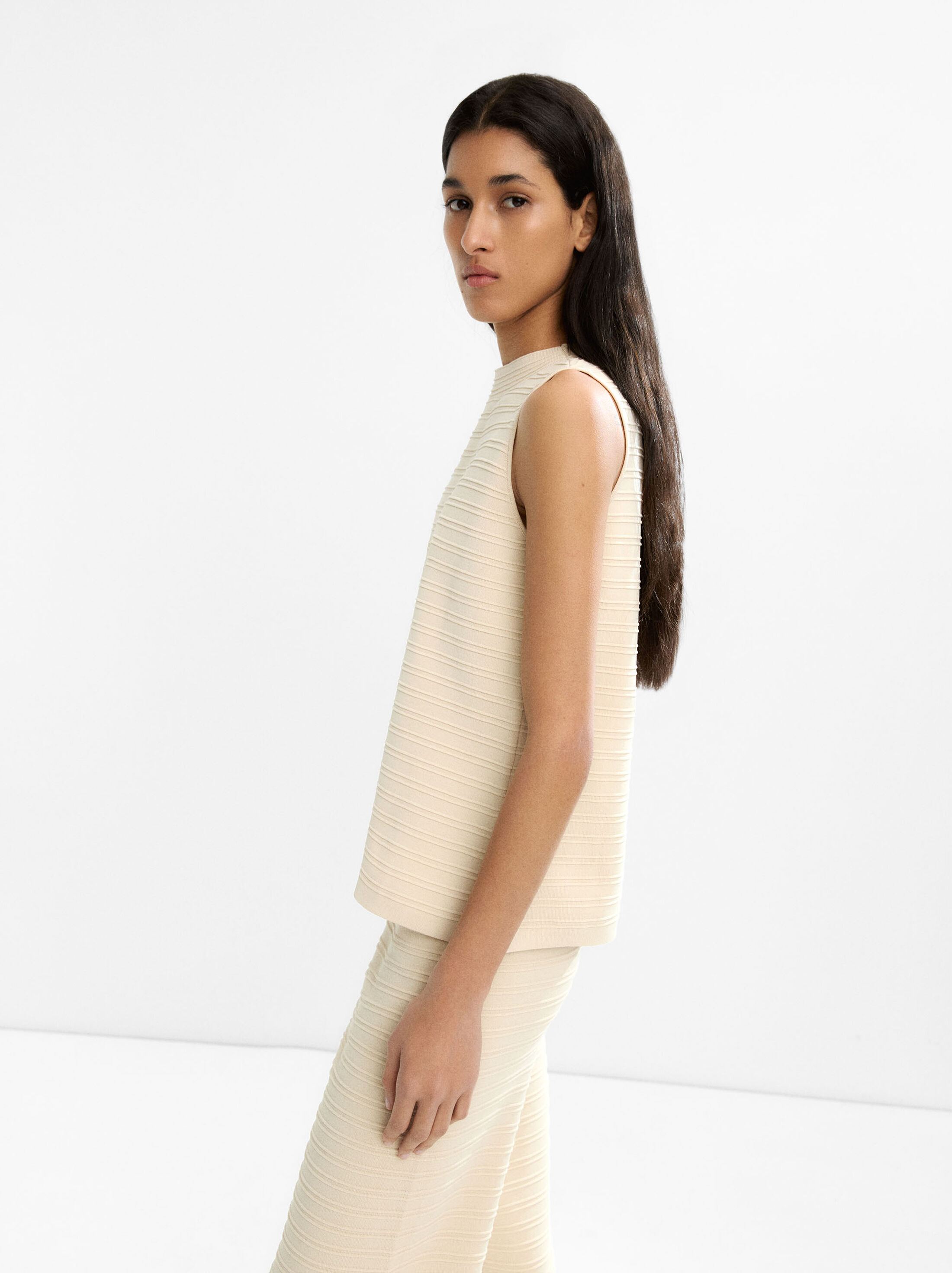 Ribbed knit top image number 2.0