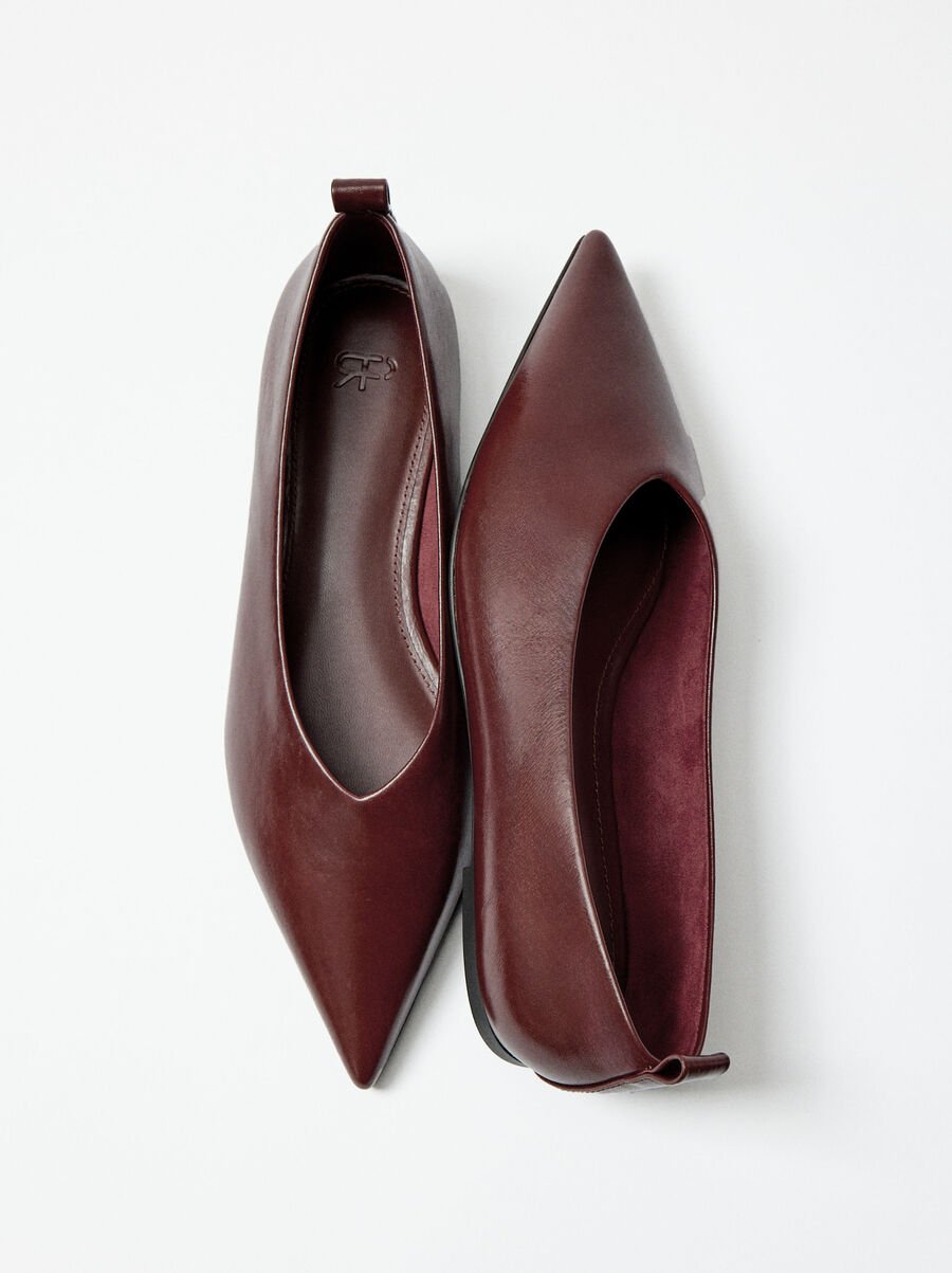 Leather ballet flats