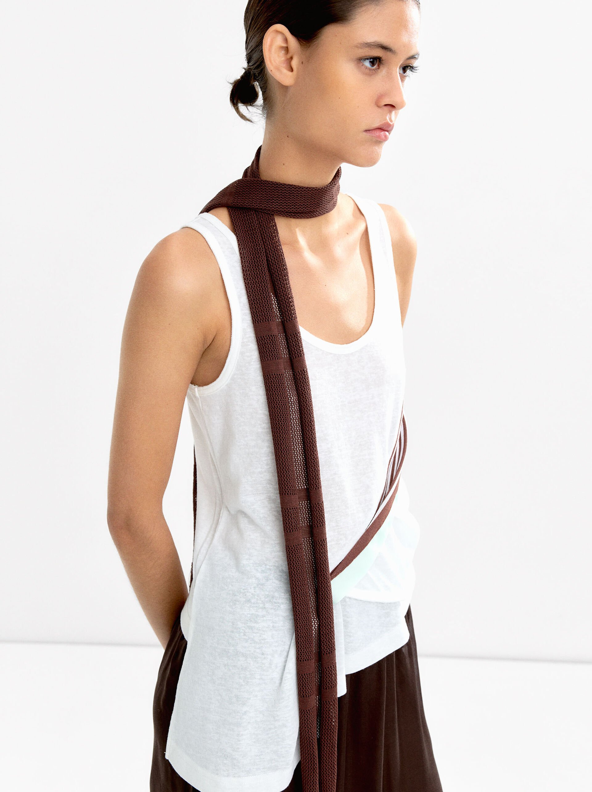 Scarf with fringes image number 0.0