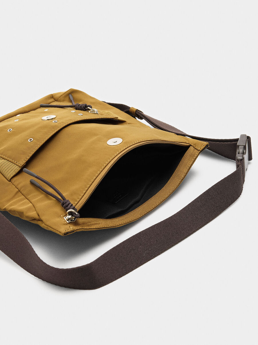 Belt bag of nylon with studs