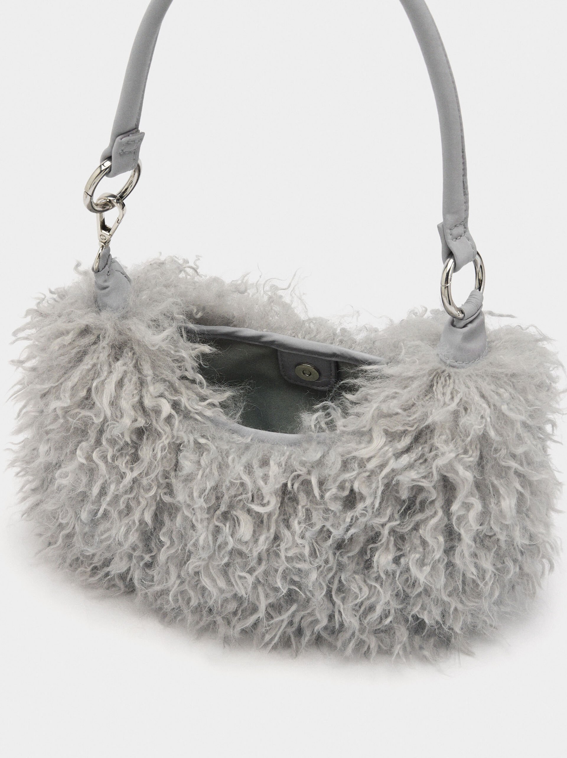 Shoulder bag with fur effect image number 3.0