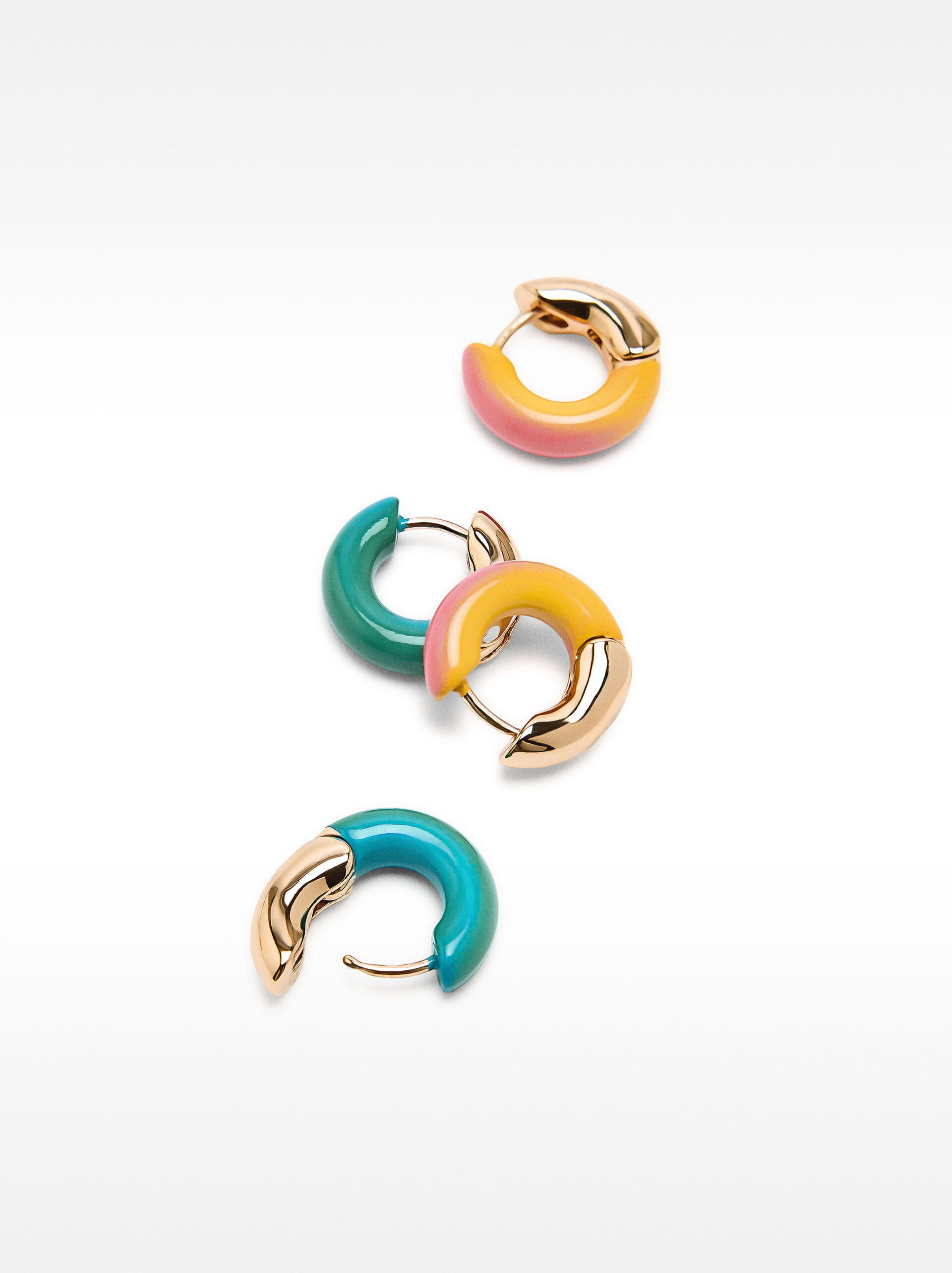 Set of enamelled earrings image number 2.0