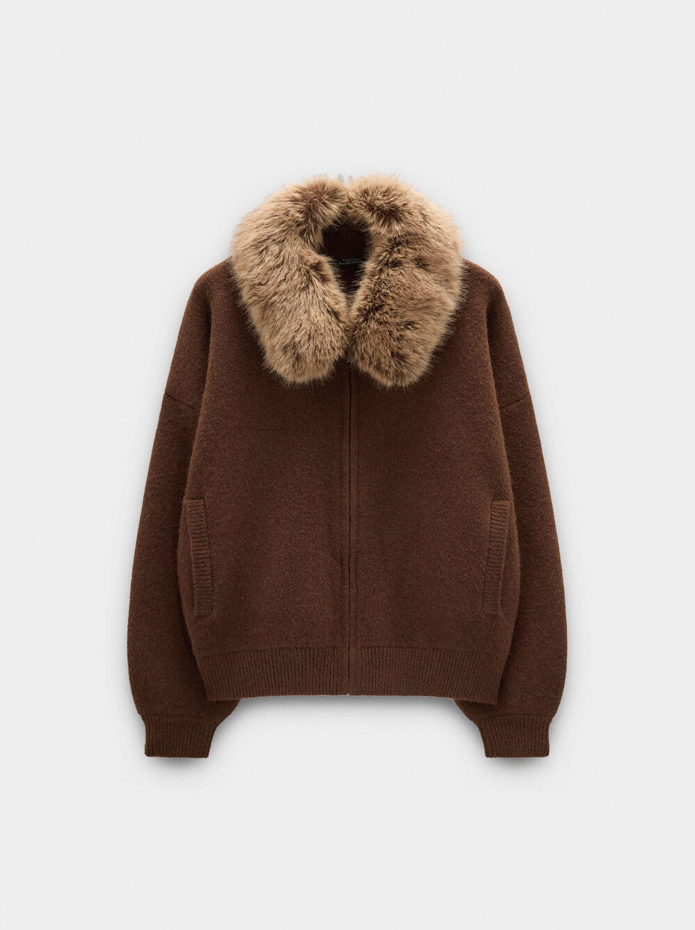 Strickjacke aus Strick mit Kragen in Felloptik